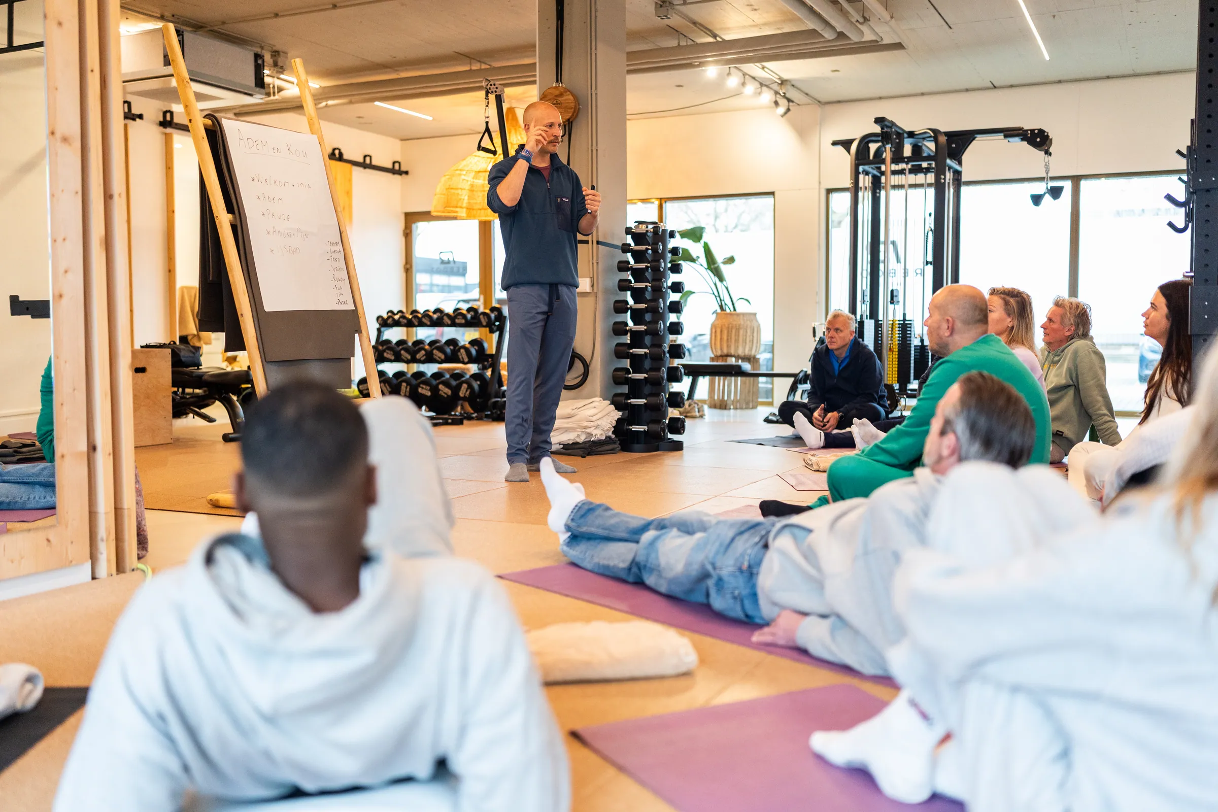 Workshop ademhaling met groep medewerkers